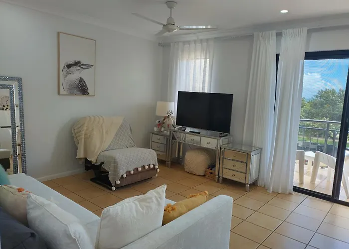 Dream Stay On The Strand, One Bedroom Apartment On The Third Floor