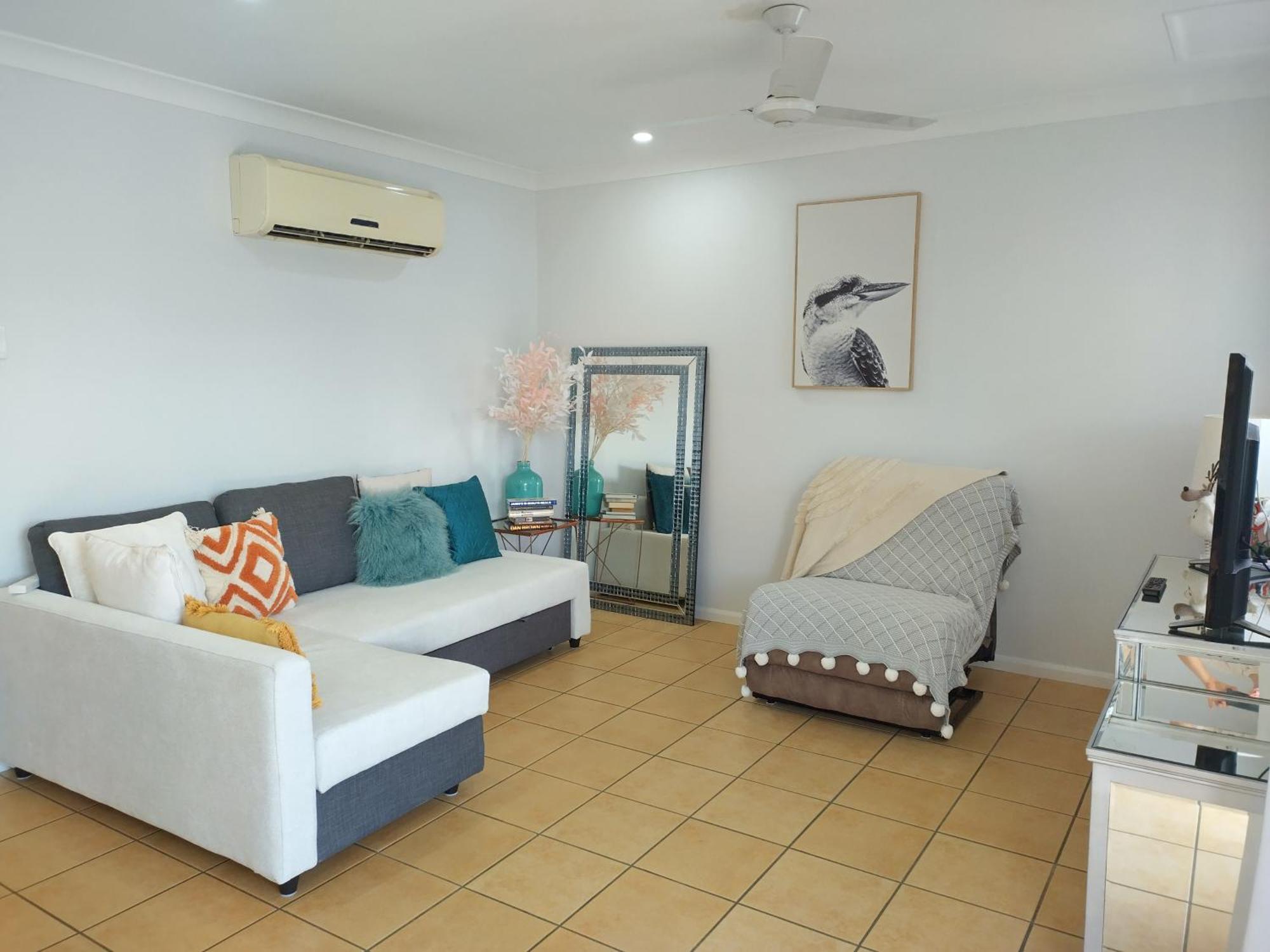 Dream On The Strand, One Bedroom On The Third Floor Apartment
