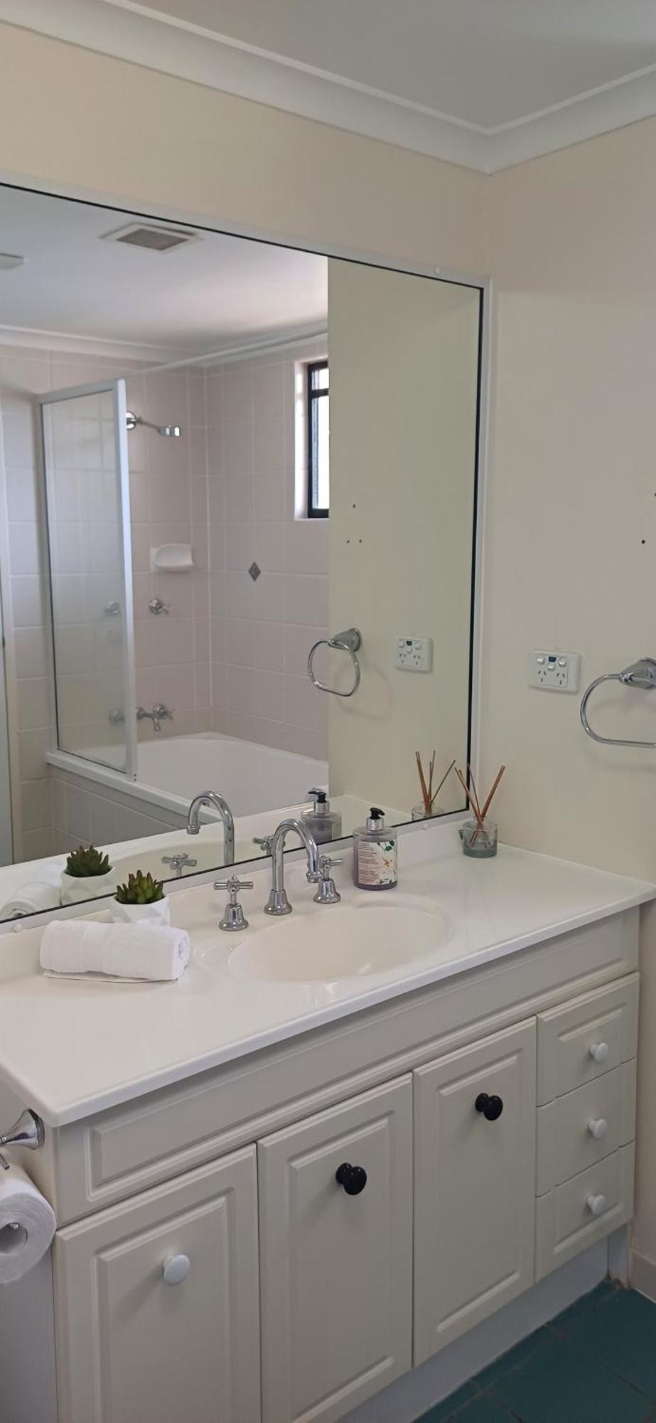 Apartment Dream On The Strand, One Bedroom On The Third Floor *